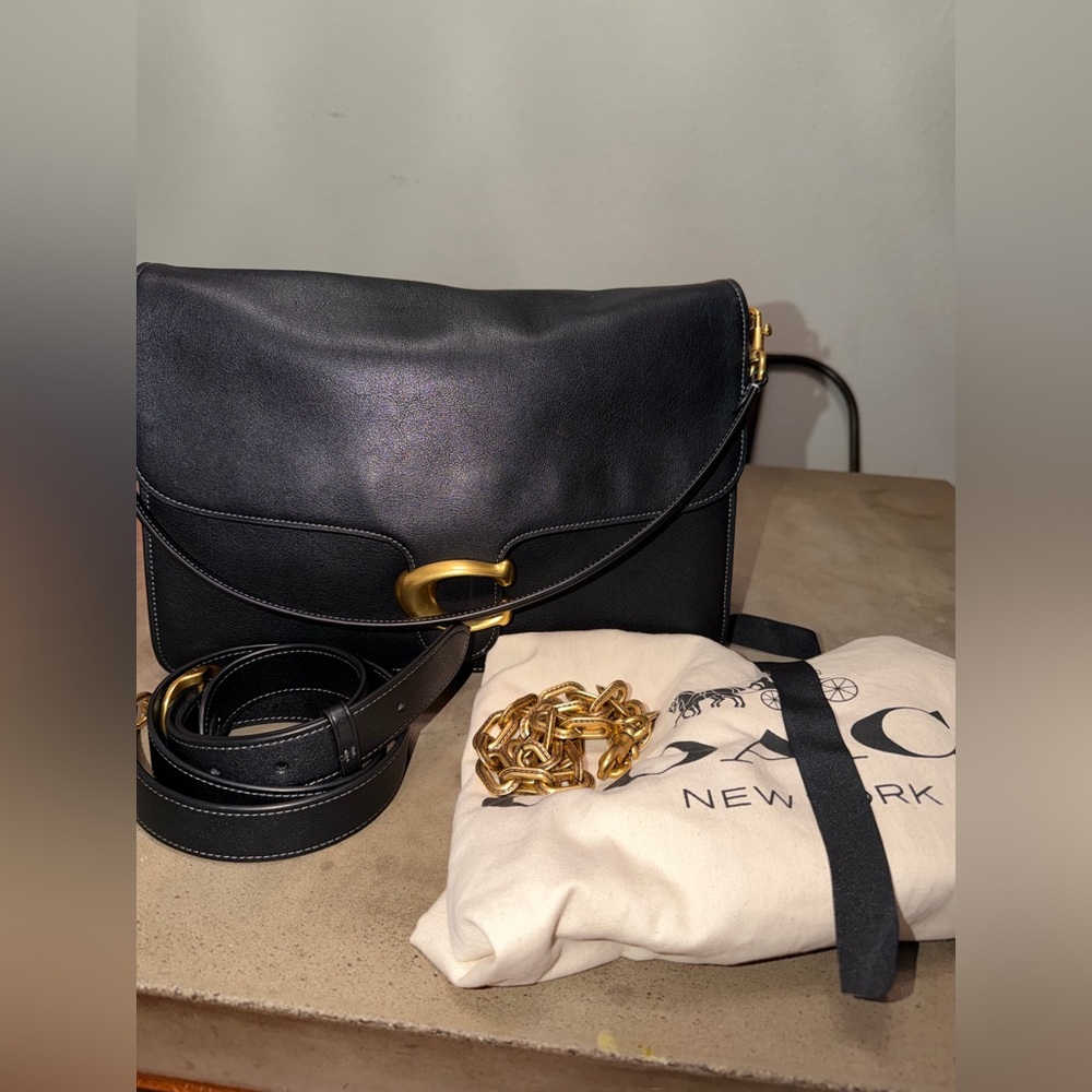 Coach Black Leather Shoulder Bag with Gold Hardware and Chain Accent